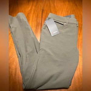 NWT lululemon ABC skinny fit men’s pants 34x34